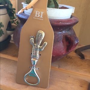 NIP BI Saguaro Cactus Bottle Opener